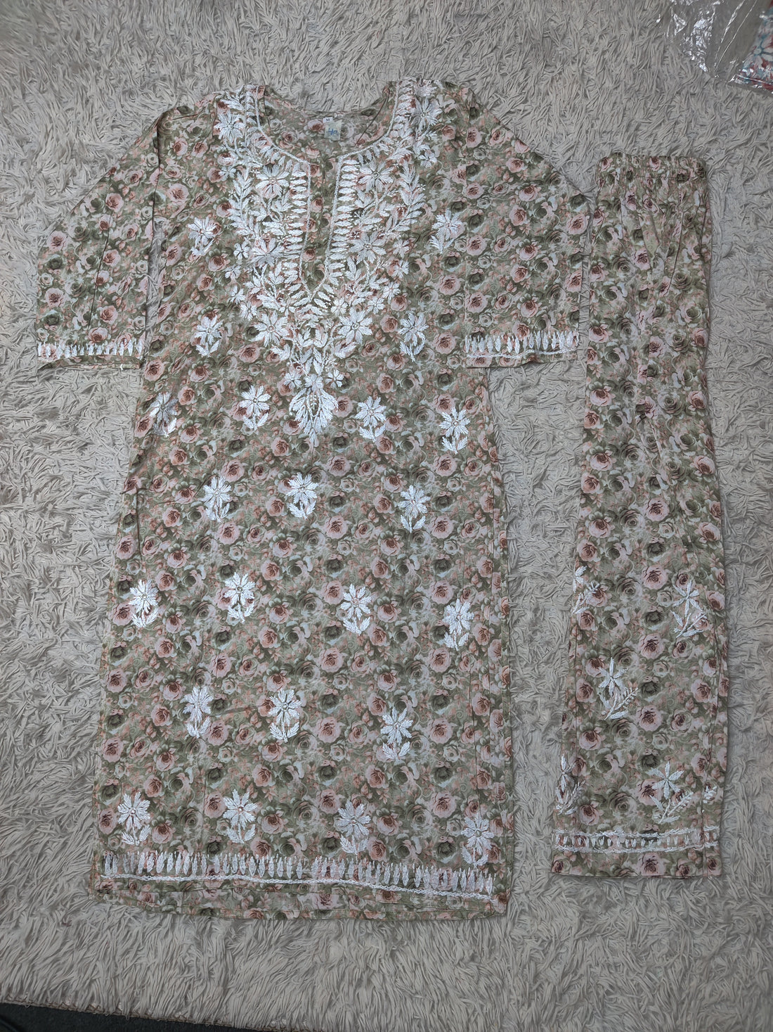 Elegant Floral Chikankari 2-Piece Suit – Premium Cotton Lawn with Hand Embroidery