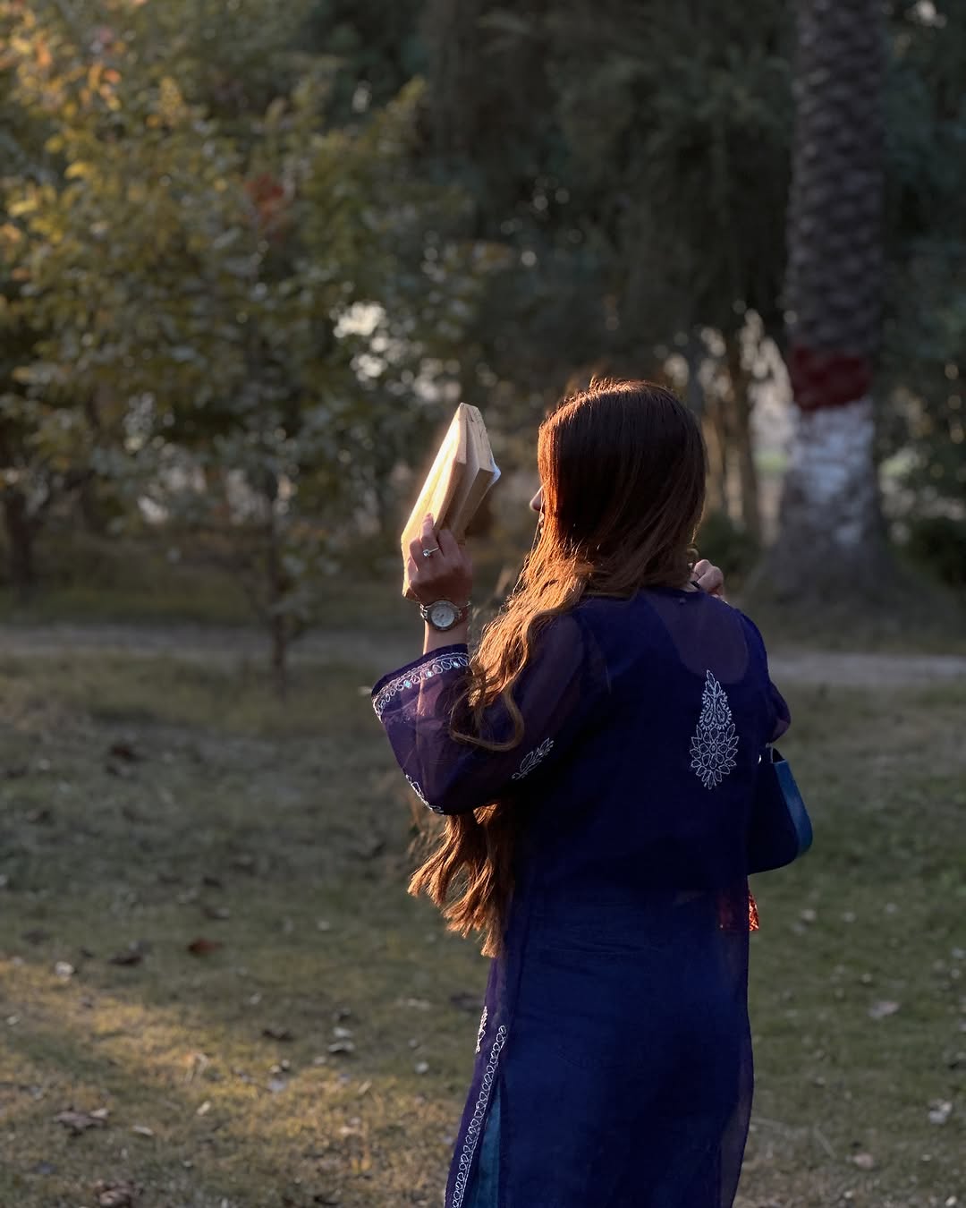 Royal Blue Embroidered Kurta – Elegant Festive Wear